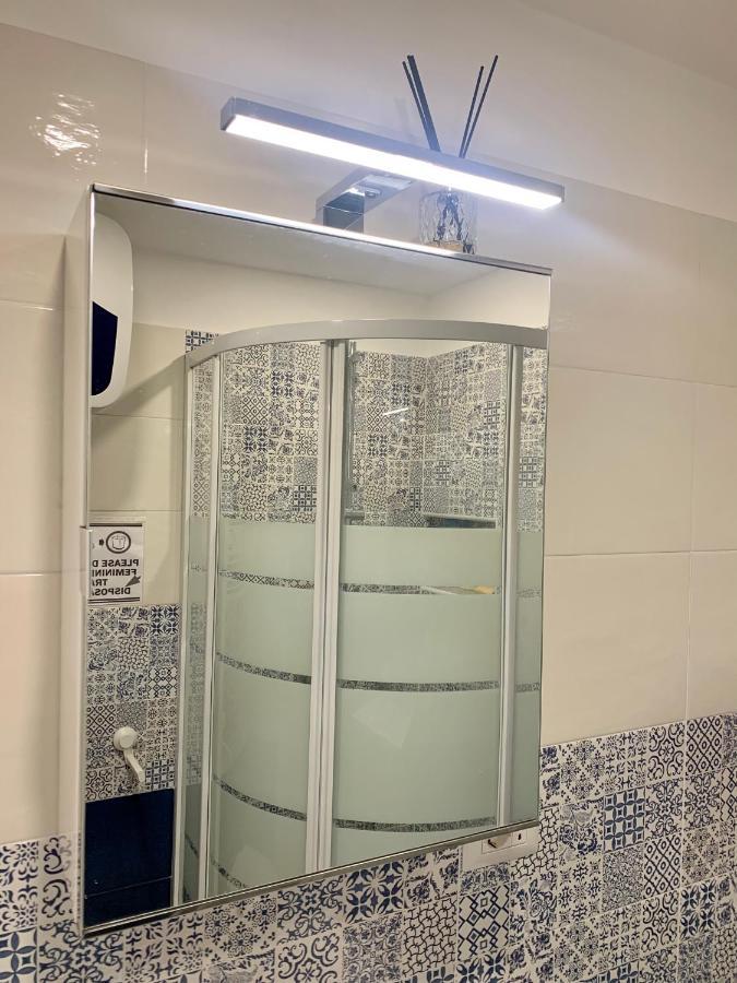 La Casetta Ai Gradoni Di Chiaia Neapel Exterior foto